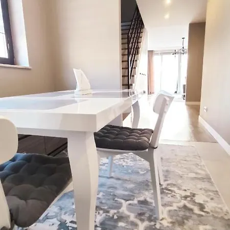 Czarodziejska 4 By Homeprime Apartament Kraków